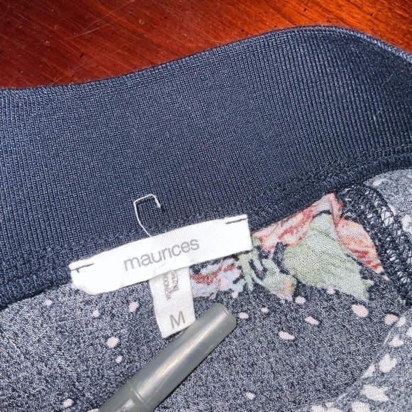 🎉 Maurices Blue Floral Lightweight Bomber Style Jacket - Picture 6 of 7